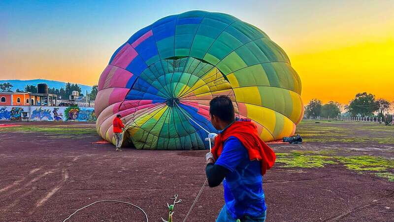 Teotihuacan: Hot Air Balloon Ride with Breakfast - The Experience: What You Can Expect