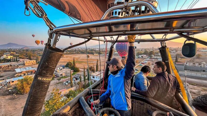 Teotihuacan: Private Balloon Flight with optional Transfer - What’s Included and What to Consider