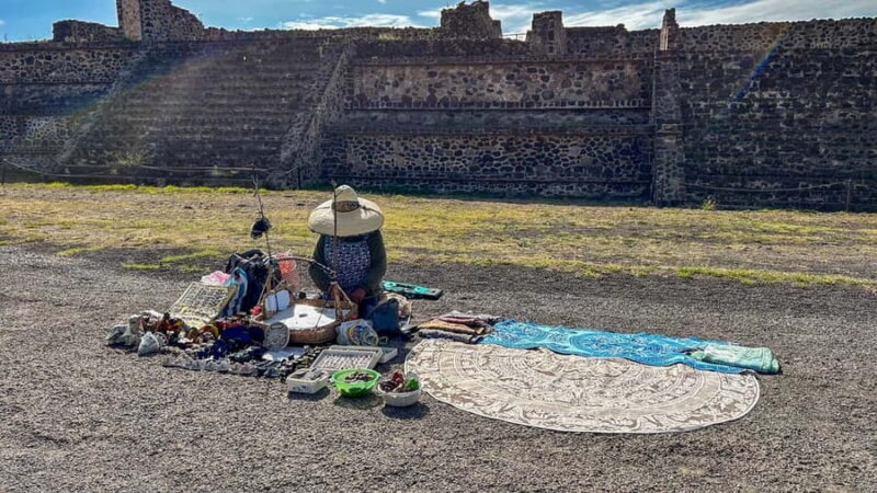 Teotihuacan Pyramids: Guided Tour with Entry Ticket Included - What Makes This Tour Stand Out?