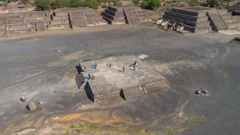 Teotihuacan Pyramids: Guided Tour with Entry Ticket Included - Who Should Consider This Tour?