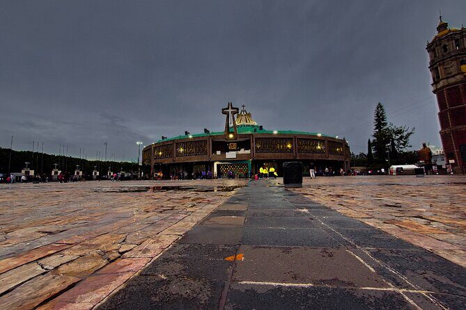 Teotihuacán Pyramids Tour, Guadalupe Sanctuary and 3 cultures - Who Will Love This Tour?