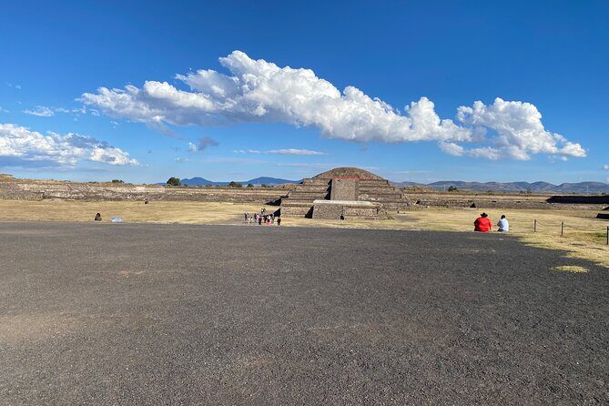 Teotihuacan Pyramids VIP Tour without Commercial Stops - The Bottom Line