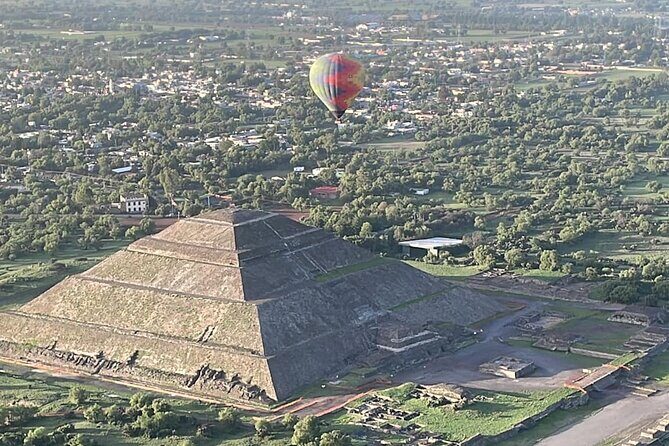Teotihuacan tour with transportation to your hotel in Mexico City - Pros and Cons: Balancing the Experience