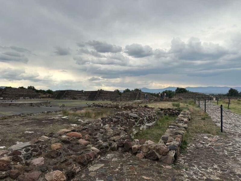 Teotihuacan VIP: Pyramids, Shrine of Guadalupe, and Tourist Areas - Wrap-Up