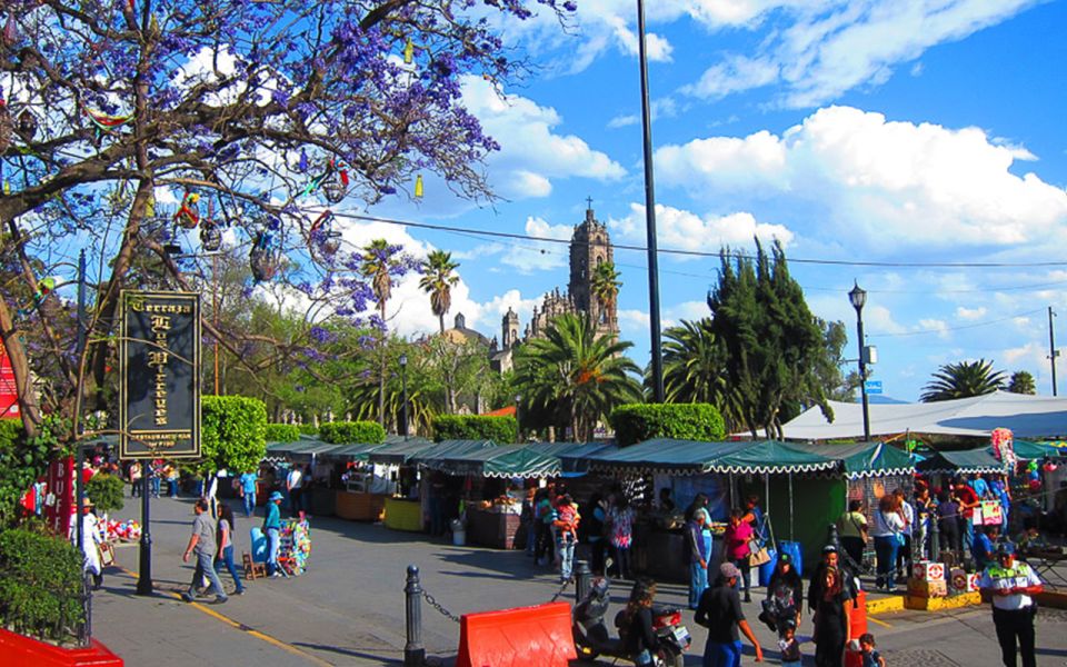 Tepotzotlan: Magical Guided Christmas Markets Walking Tour - Admiring Architectural Marvels