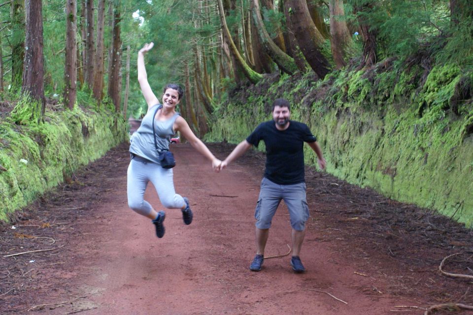 Terceira Island: 4x4 Land Rover Tour With Traditional Lunch - Pickup and Drop-off Services