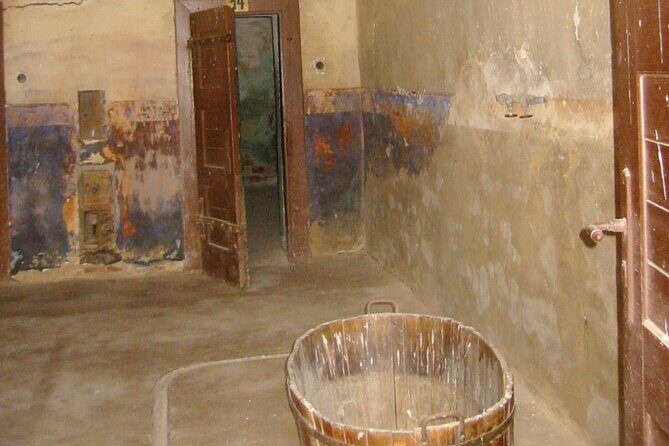 TEREZIN WWII Concentration Camp - with PERSONAL PRAGUE GUIDE - The Sum Up: Is This Tour Worth It?