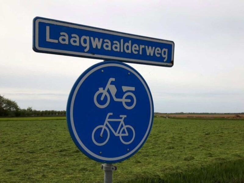 Texel: Electric Fatbike Rental - Inclusions of Your Rental