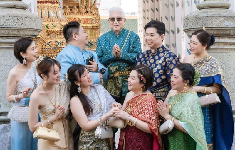 Thai Costume Photographer at Wat Arun/Pho in Bangkok - Photography Details