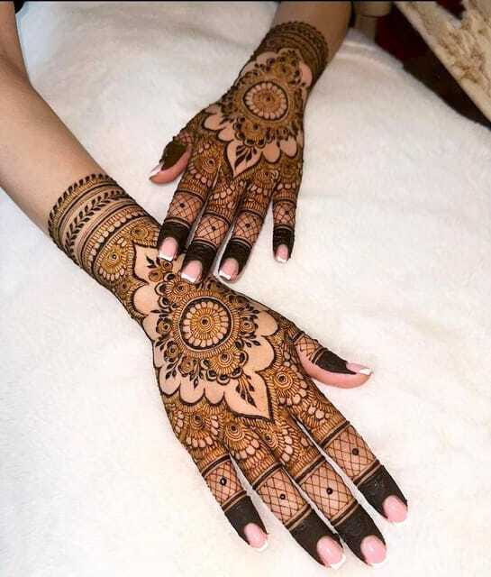 Thamel, Kathmandu, Nepal: Henna Art with Medicinal Herbs - Authenticity and Quality