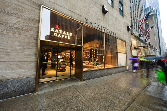 Thanksgiving Parade Brunch at Eataly Caffé Rockefeller Center - An In-Depth Look at the Experience