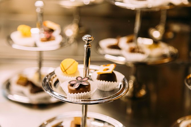 The 10 Tastings of Bruges With Locals: Private Food Tour - Cancellation Policy