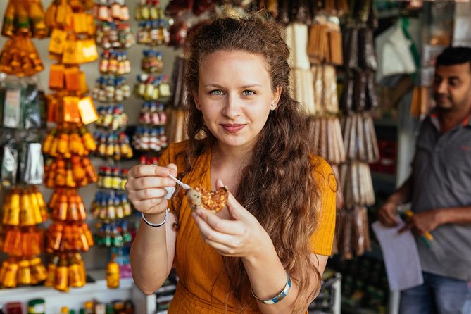 The 10 Tastings of Kandy With Locals: Private Street Food Tour - Customer Reviews