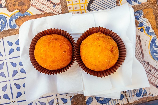The 10 Tastings of Palermo With Locals: Private Food Tour - Sampling 10 Traditional Tastings