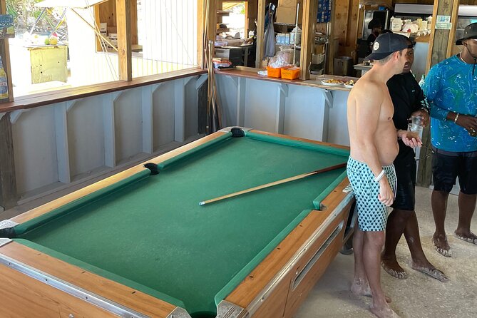 The Amazing Party Excursion - Tour Experience and Capacity