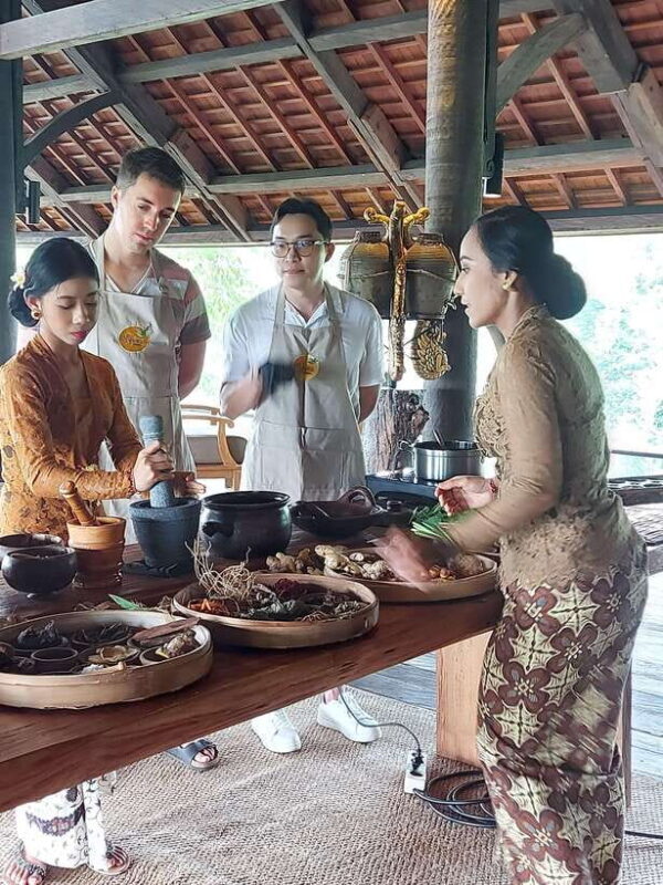 The Art of Jamu Experience Workshop - What to Expect from the Workshop