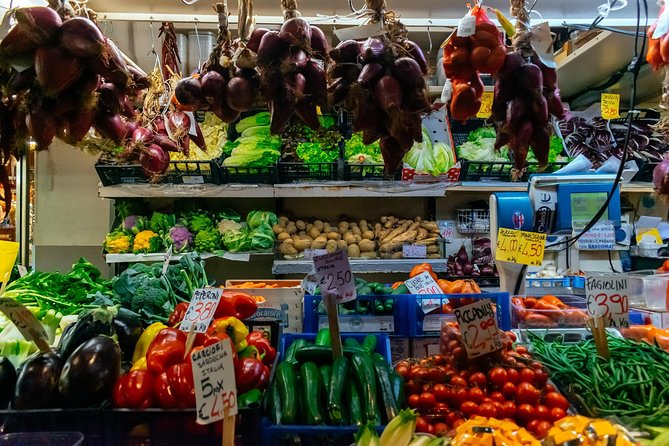The Award-Winning PRIVATE Food Tour of Bologna: 6 or 10 Tastings - High-Quality Local Tastings