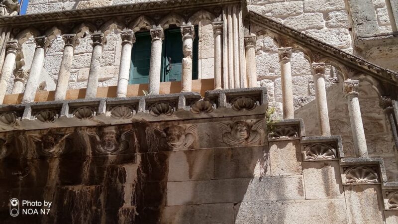 The beauty of the Middle Ages-ibenik - Inside the Cathedral and Beyond