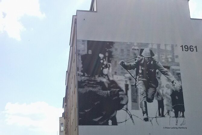The Berlin Wall / Cold War Berlin (Private 3 Hours Walking Tour) - Accessibility