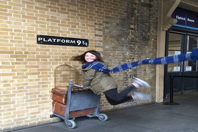The Best Harry Potter Tour & The London Dungeons - Personalized Tour Experience