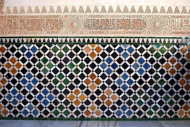 The Best of Alhambra & Granada: Private Tour with Nasrid Palaces - An In-Depth Look at the Tour