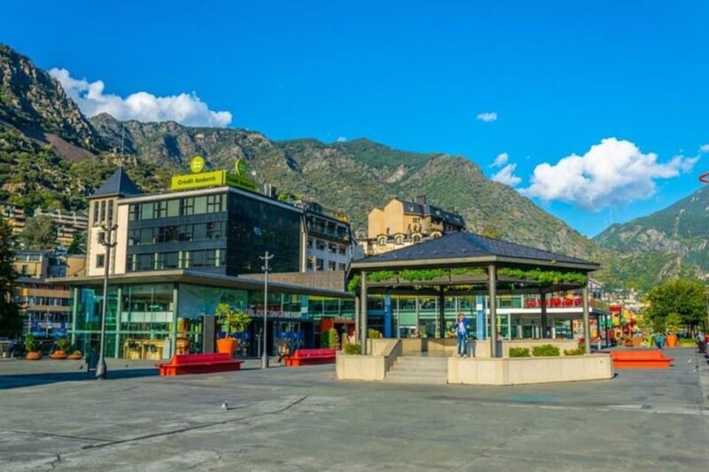 The Best of Andorra La Vella Walking Tour - Discovering Plaça Del Poble