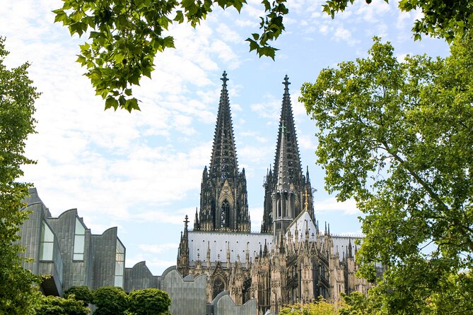 The Best of Cologne - Accessibility and Amenities