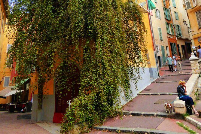 The Best of Nices Old Town: A Self-Guided Audio Tour - FAQ