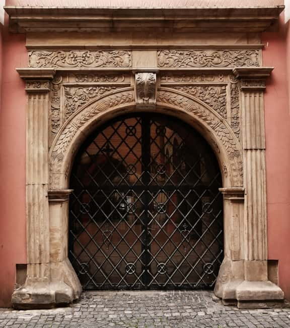 The Best of Pozna (Small group) - Tour Logistics and Value