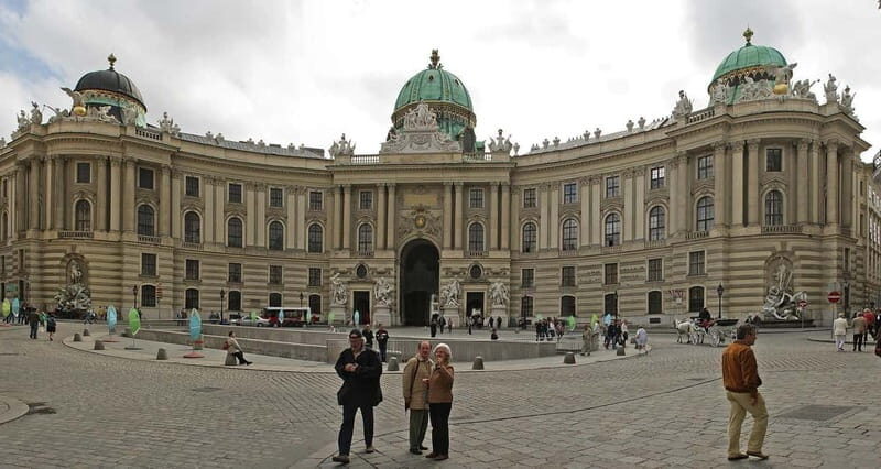 The Best of Vienna: Private Walking Tour With Local Guide - A Closer Look at the Tour Experience