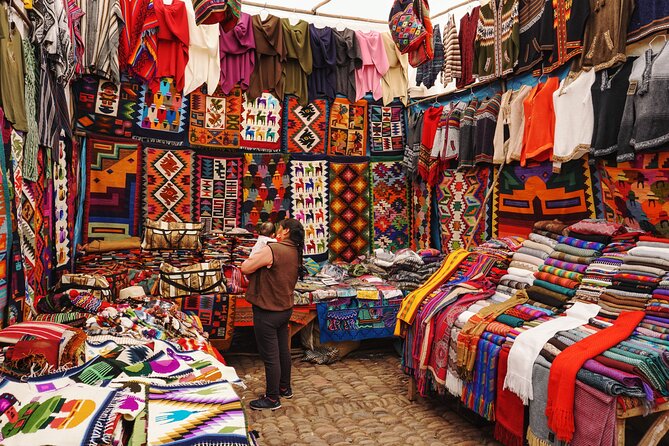 The Best Tour of the Sacred Valley From Cusco: 1-Day of Inca History, Tradition, Landscapes - Savoring a Delectable Lunch