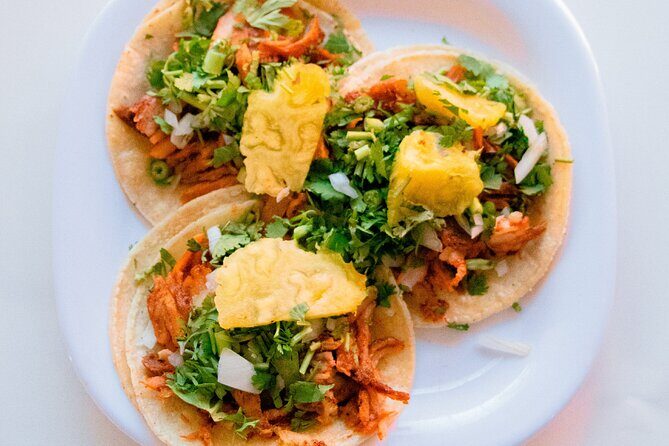 The best walking tour in the neighborhood of Versalles - What We Loved