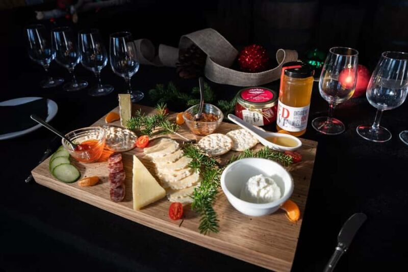 The Blue Mountains: Snowshoe Hike & Wine Tasting Tour - What to Expect from the Tour