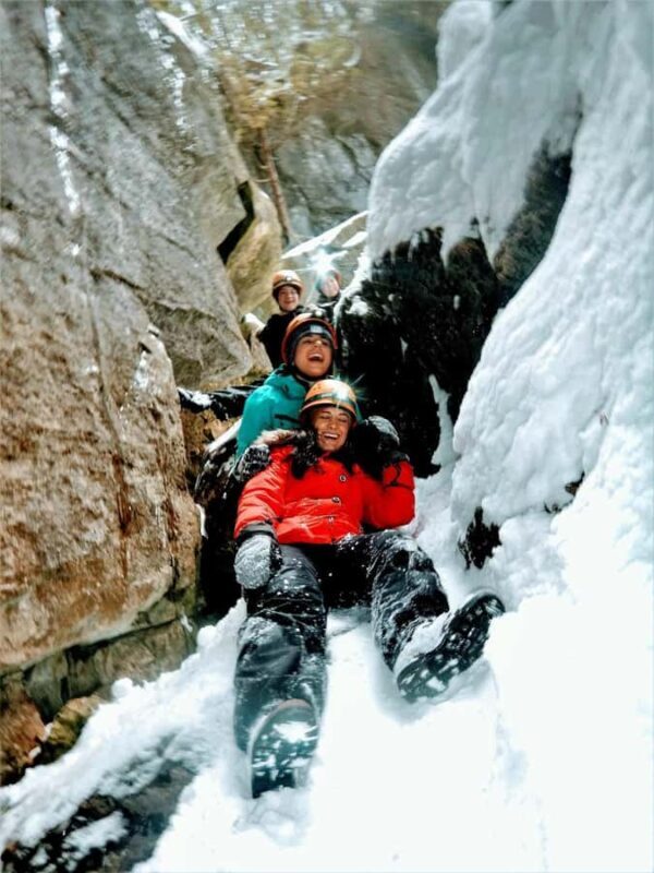 The Blue Mountains: Winter Caving and Snowshoe Tour - Overview of the Experience