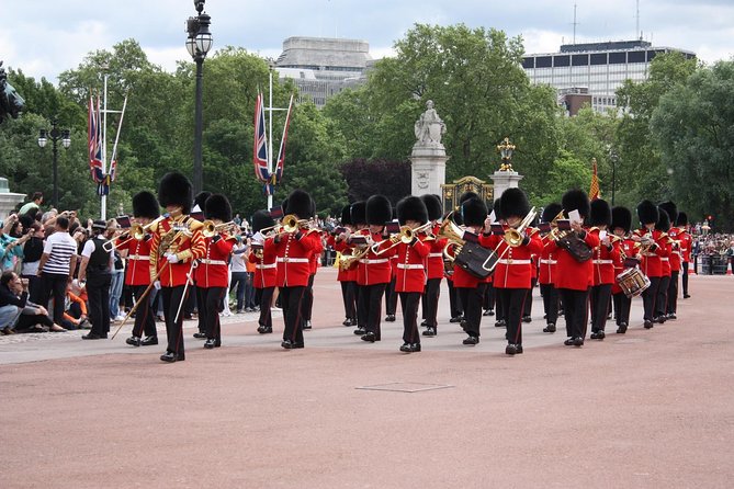 The Changing of the Guard Guided Walking Tour - Semi-Private 8ppl Max - Important Tour Notes