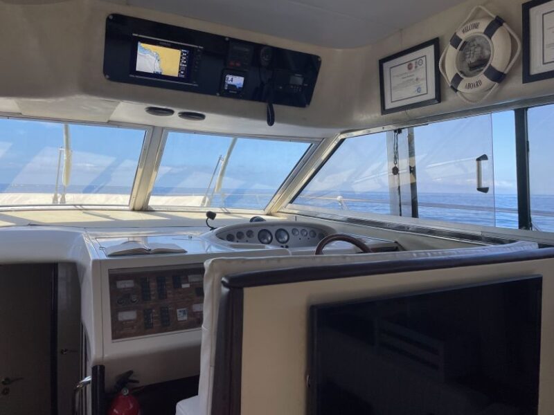 The Cookies: Private Luxury Yacht Cruise With Lunch - Tour Details