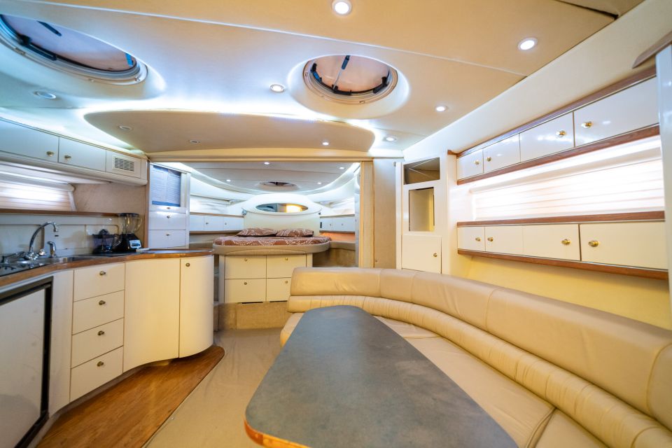 The Crucecita: Private Yacht Cruise in Huatulco With Drinks - Hotel Pickup and Drop-off