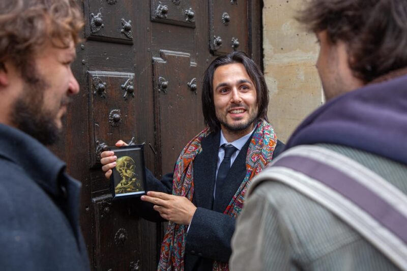 The Dark Side of Paris: Walking Tour With an Actor-Guide - Key Points