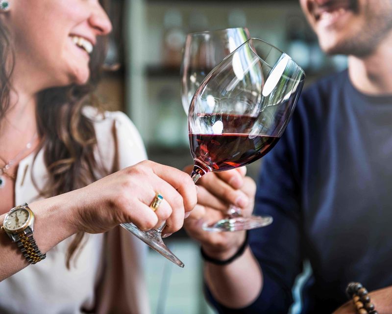 The Dosman: Winetasting in La Morra - Tour Details