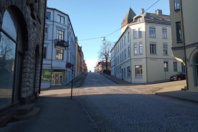 The Essence of Ålesund Self-Guided Walking Tour - FAQ: Practical Questions About the Tour