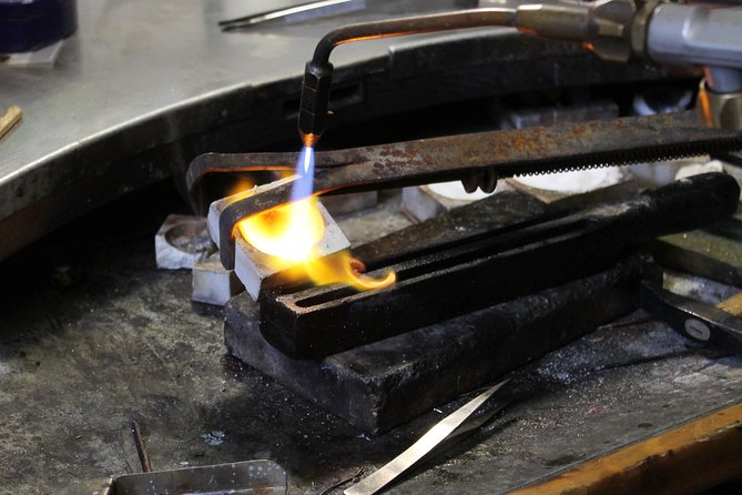 The Fascinating Birth of a Jewel in a Historic Laboratory in Milan - Highlights of the Jewel-Making Process