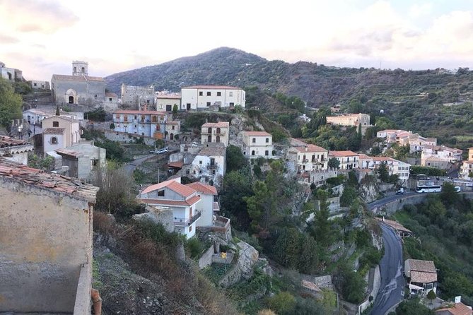 The Godfather Movie Iconic Locations: Savoca & Forza DAGRÒ Small Group Tour - Meeting and Pickup Details