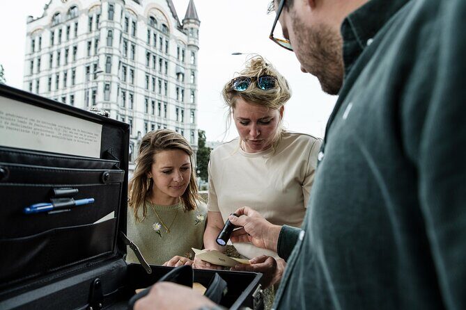 The Goldheist - Trilling Private City Escape Game Rotterdam - Practical Details and Considerations