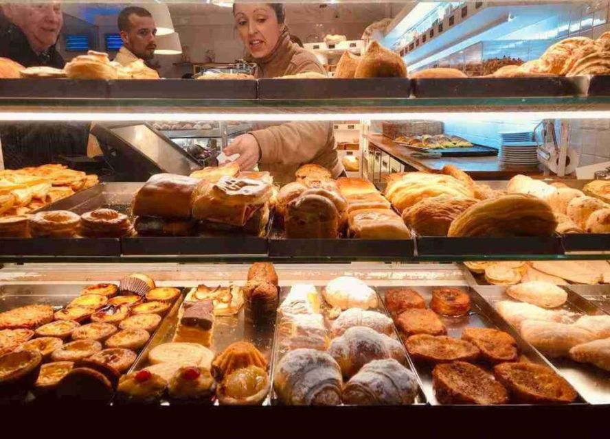 The Grand Finale Food Tour - Experiencing Clérigos Church