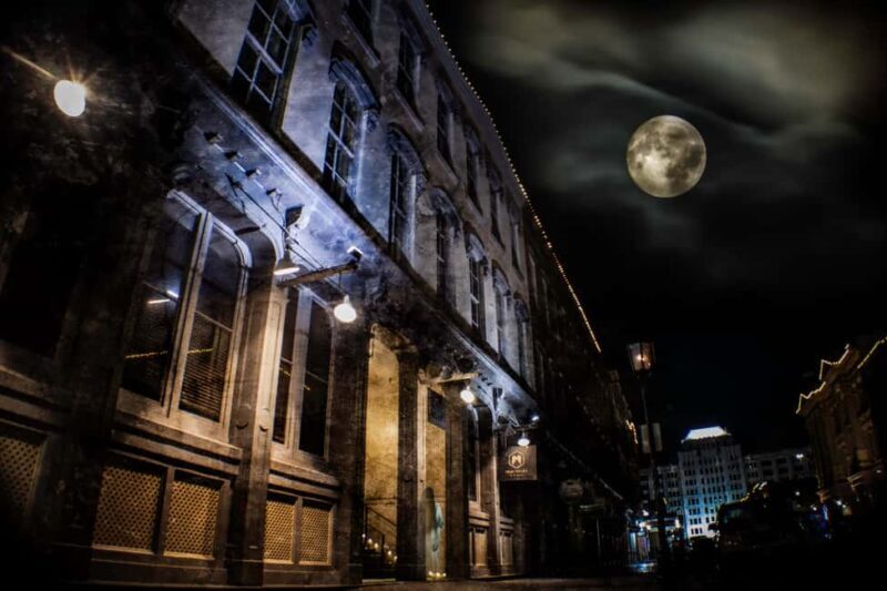 The Grimoire Ghouls and Graves: Galveston Ghost Tour - Key Points
