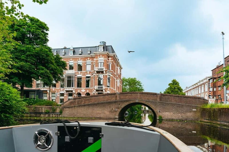 The Hague: Canal Cruise with music from local artists - FAQ