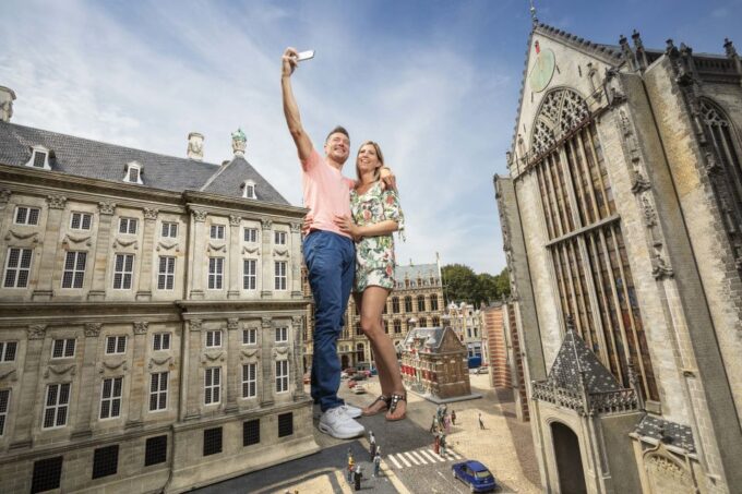 The Hague: Madurodam Miniature Park Entry Ticket - On-Site Amenities and Services
