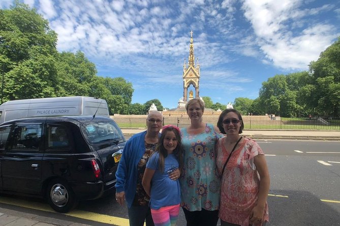 The Heart of Westminster: Private 2-Hour Tour in a London Taxi - Meeting Point and Accessibility