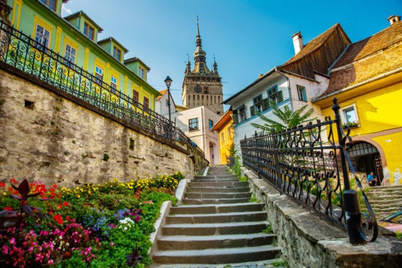 The Hidden Gems of Transylvania in a 3 Days Tour - Discovering Brasovs Architecture