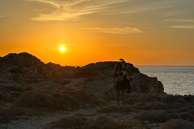 The Highlights of Santorini on a Mini Bus Daily Sunset Tour - Frequently Asked Questions
